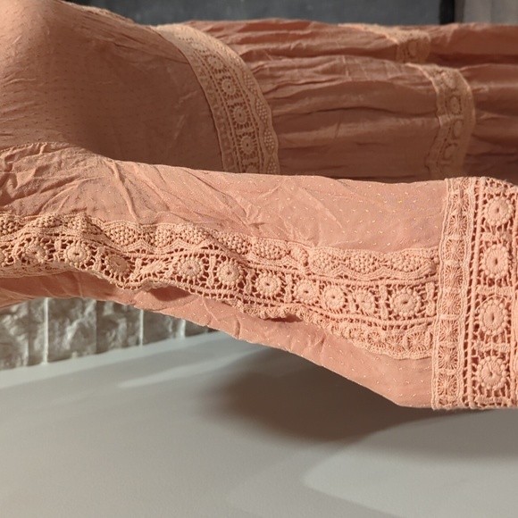 Maple & Cliff blush prairie style dress with crochet lace trim - Picture 3 of 8